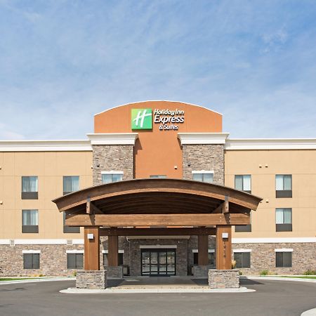 Holiday Inn Express & Suites Glendive By Ihg Exterior photo